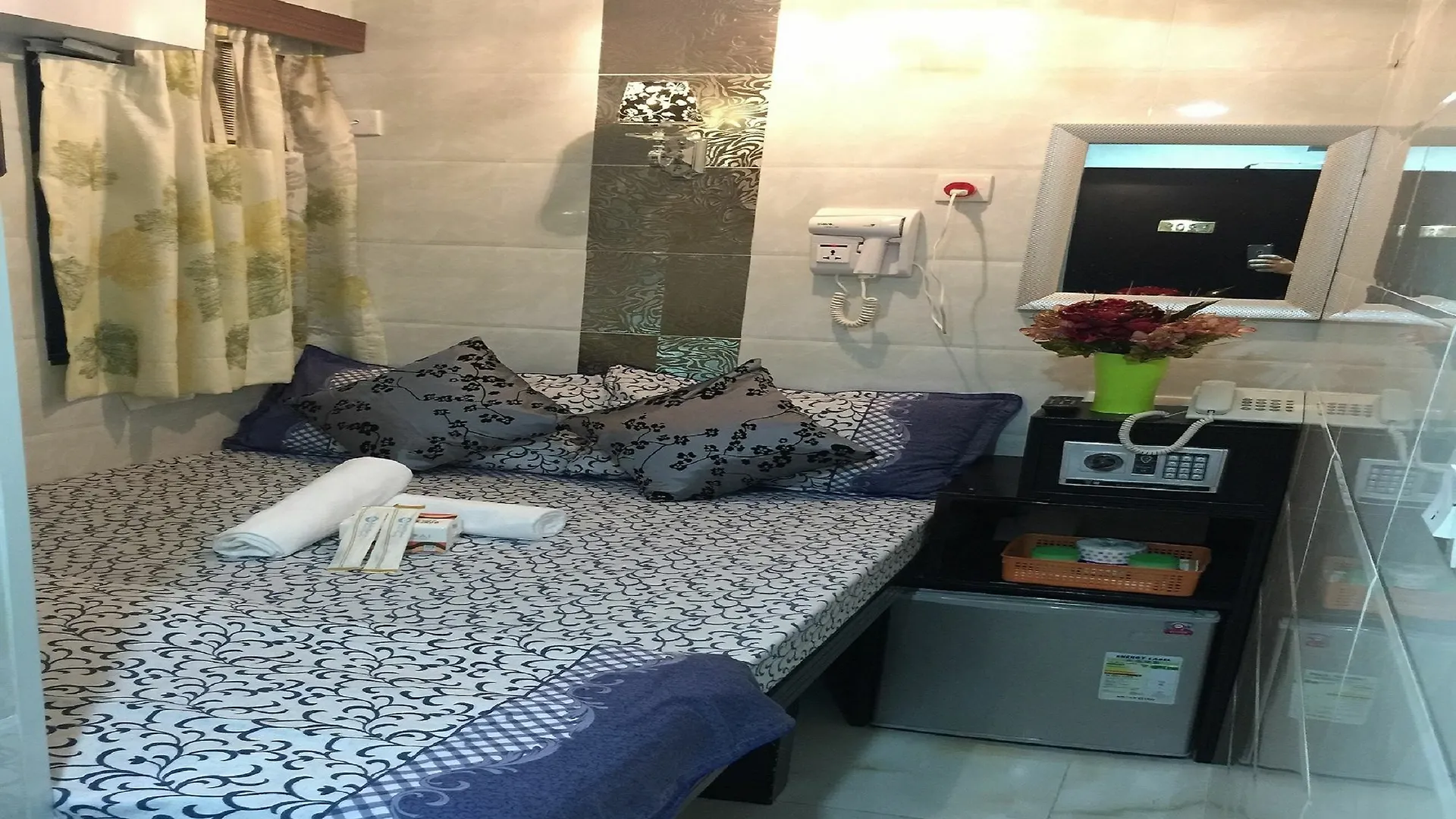 Hotel Skyview Kowloon  2*, Kowloon (Hong Kong)